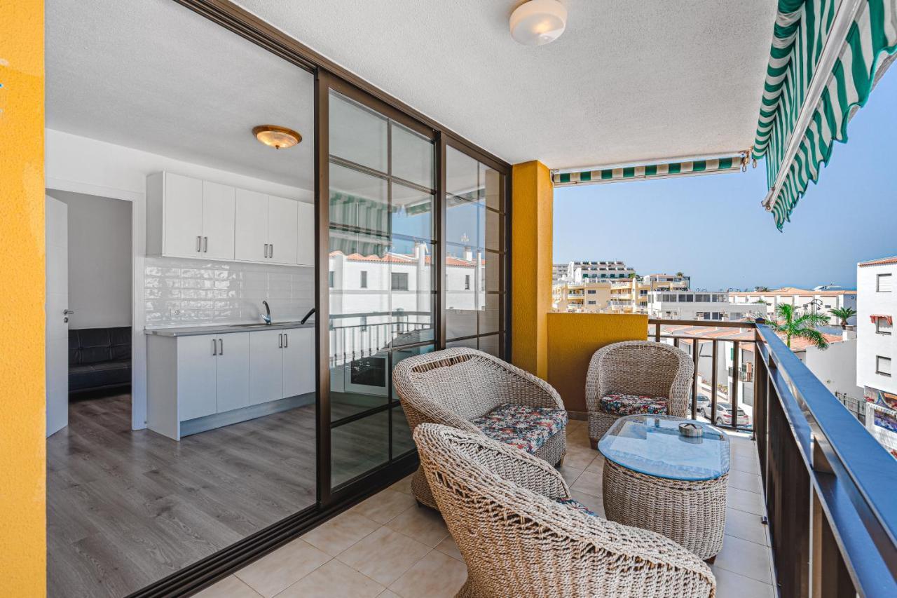 Family Apartment With 3 Bedrooms And Balcony Near Los Gigantes And Ocean 圣地亚哥港 外观 照片