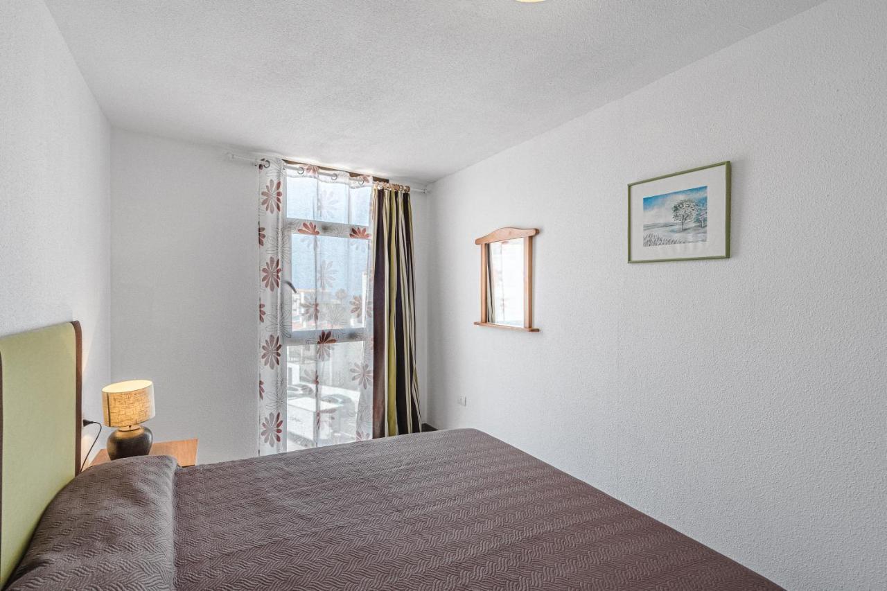 Family Apartment With 3 Bedrooms And Balcony Near Los Gigantes And Ocean 圣地亚哥港 外观 照片
