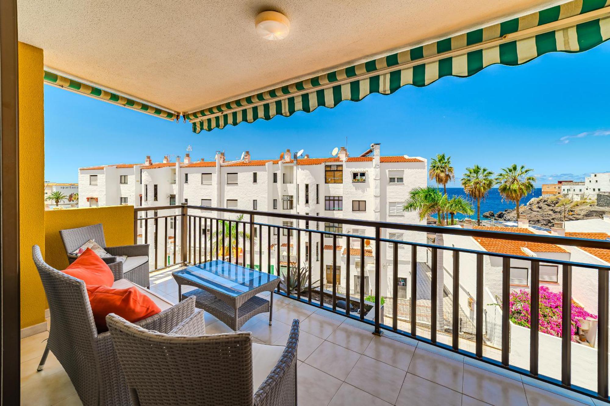 Family Apartment With 3 Bedrooms And Balcony Near Los Gigantes And Ocean 圣地亚哥港 外观 照片